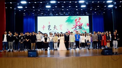 第五届艺术文化节圆满落幕 人工智能学院点亮科技与人文交融新篇章